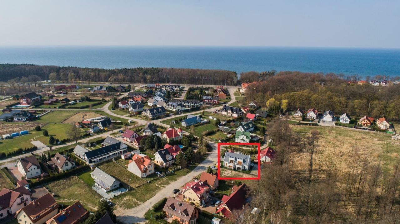 Apartament Z Ogrodkiem トシェンサチ エクステリア 写真